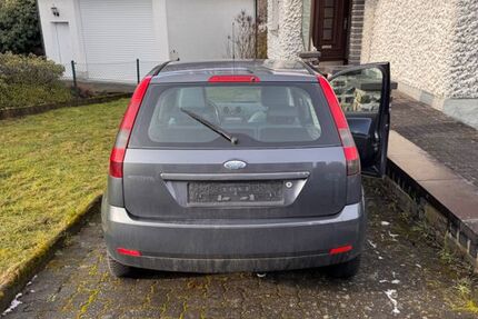 Ford Fiesta 224.000 km 1.750 &euro; Steinebach 57520