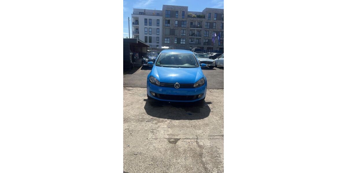 VW Golf 133.500 km 8.490 &euro; Achern 77855