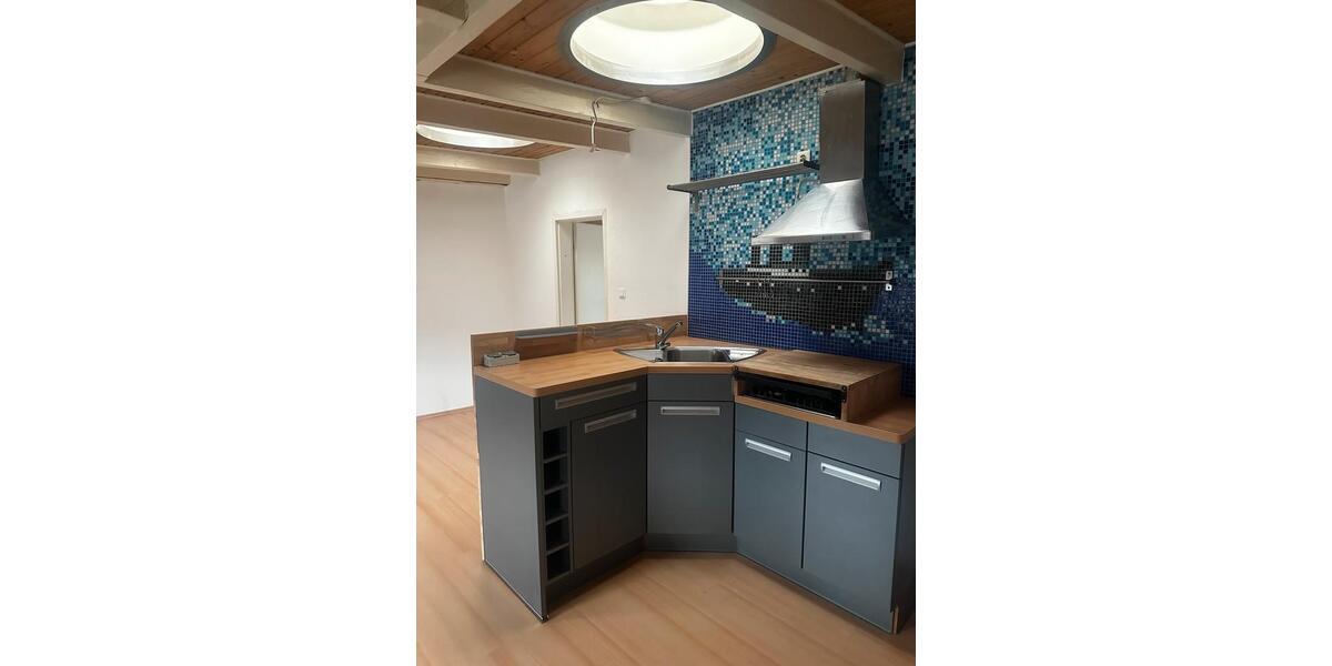 Modernisierte 1,5-Zimmer-Wohnung am Westend 1.5 zimmer