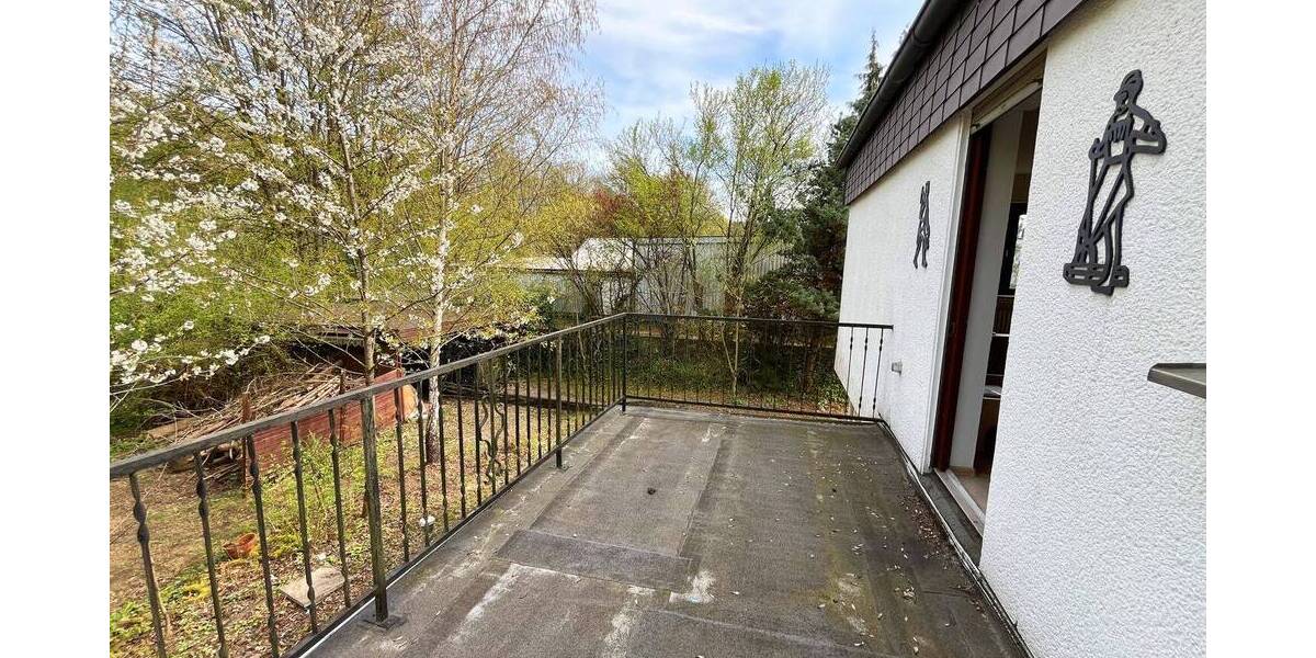 Doppelhaushälfte Siegen / Geisweid Dillnhütten - 9 Zimmer, 180 m&sup2;, 149.000&euro; | Angebot:26433550