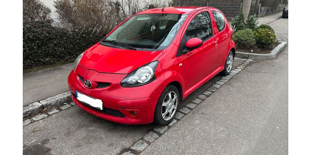 Toyota Aygo (X) 185.000 km 1.490 &euro; Korntal-Münchingen 70825