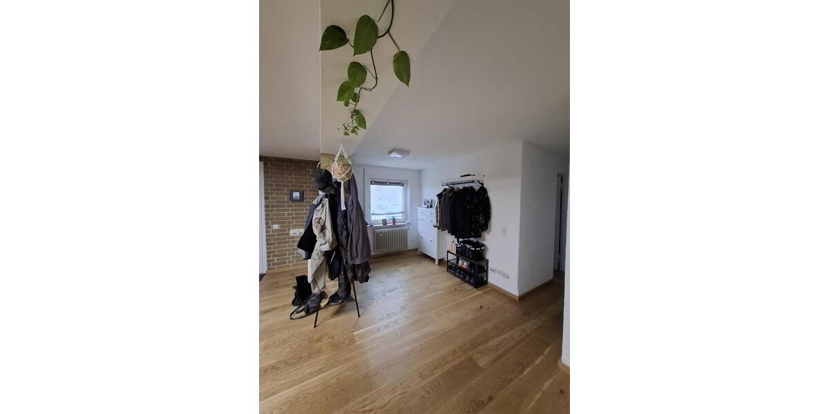 Etagenwohnung Ulm - 4 Zimmer, 134 m&sup2;, 1.500&euro; | Angebot:25414585