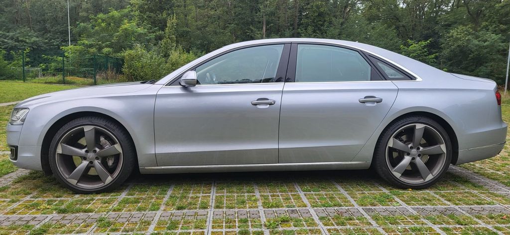 Audi A8 195.000 km 19.700 &euro; Berlin 12099