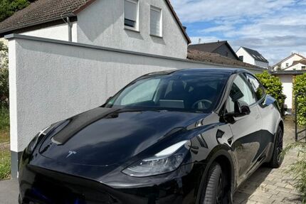 Tesla Model Y 66.688 km 34.400 &euro; Darmstadt 64295