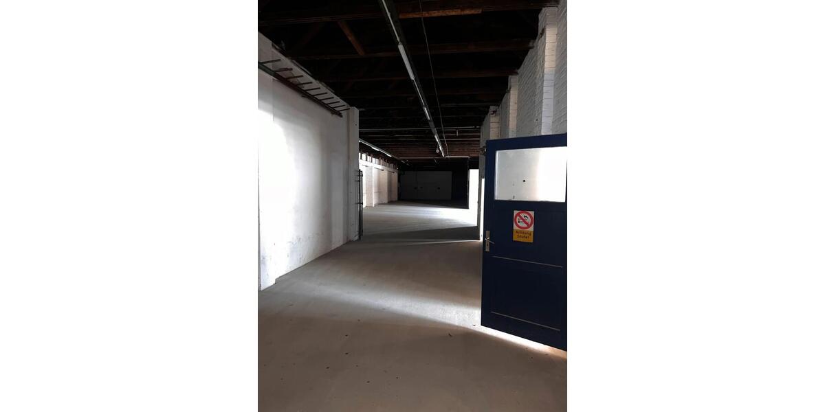 Lager Halle Logistik Gewerbehalle zimmer