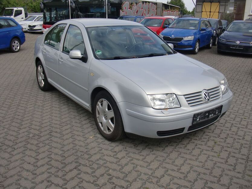 VW Bora 180.000 km 1.595 € Braunschweig 38110