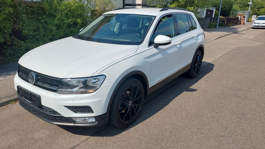 VW Tiguan 92.500 km 14.200 &euro; Stuttgart 70499