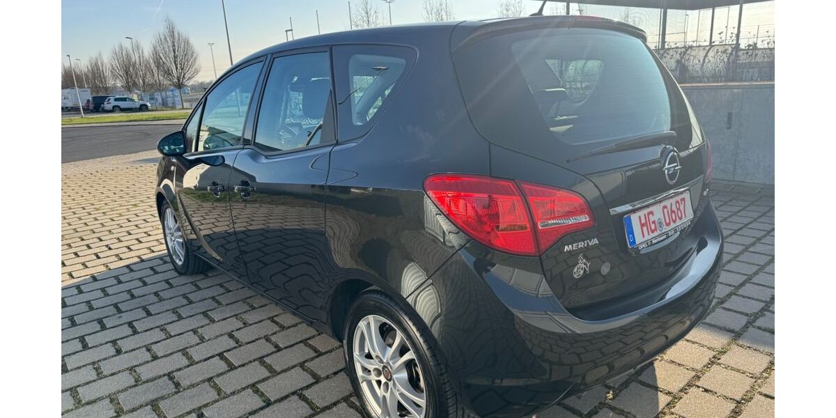 Opel Meriva 123.000 km 9.800 &euro; Friedrichsdorf bei Frankfurt Main 61381