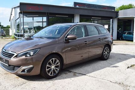 Peugeot 308 123.000 km 6.900 &euro; BLUMENTHAL 24241