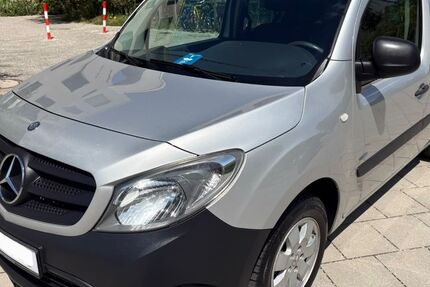 Mercedes-Benz Citan 182.000 km 5.950 &euro; München 80807