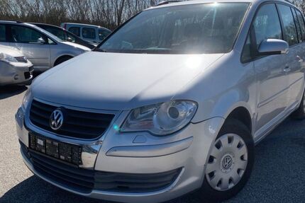 VW Touran 288.000 km 3.900 &euro; Stockelsdorf (Lübeck) 23617