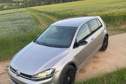 VW Golf 166.900 km 7.900 &euro; Trimport 54636