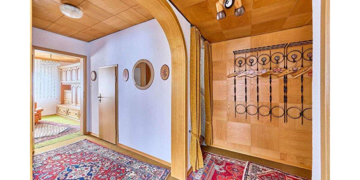 Mehrfamilienhaus, Wohnhaus Bad Dürkheim - 7 Zimmer, 191 m&sup2;, 350.000&euro; | Angebot:25736757