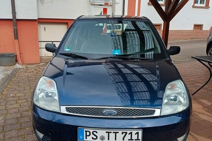 Ford Fiesta 241.688 km 600 &euro; Wilgartswiesen 76848
