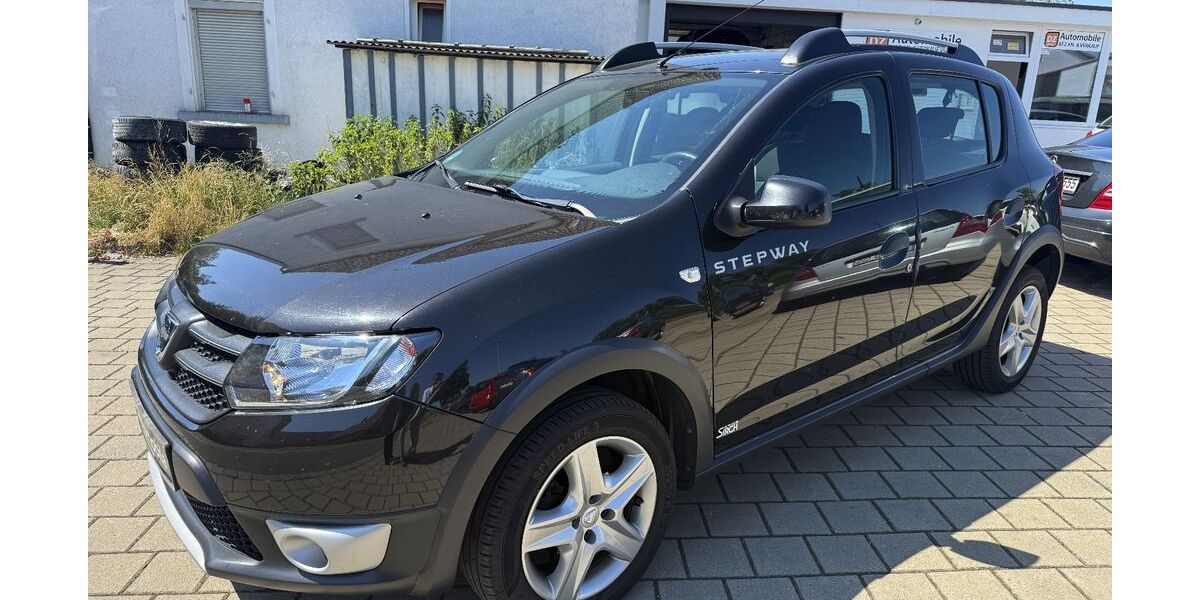 Dacia Sandero 150.000 km 4.990 &euro; ERTINGEN 88521