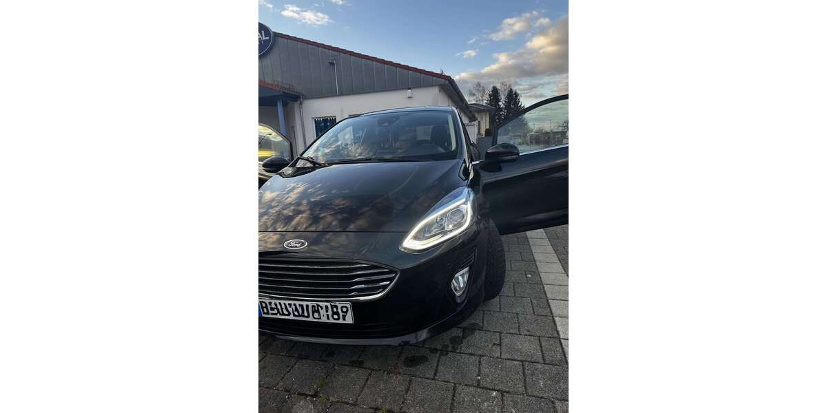 Ford Fiesta 95.000 km 10.000 &euro; Laupheim 88471