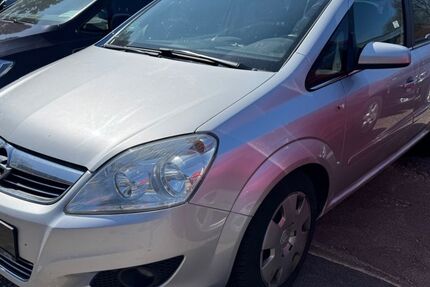Opel Zafira 215.800 km 2.395 &euro; Altensteig 72213