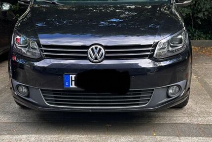 VW Touran 171.000 km 14.100 € Hamburg 22089