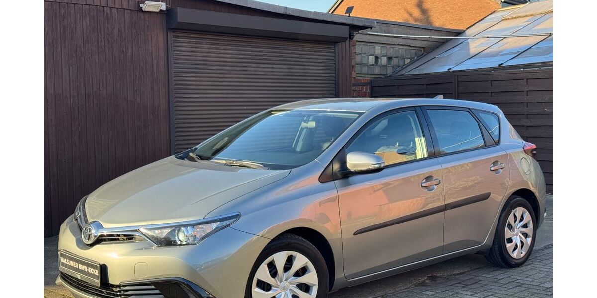 Toyota Auris 125.000 km 7.950 &euro; Duisburg 47179