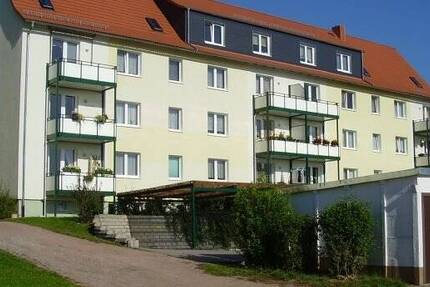 4-Zimmer-Wohnung mit Balkon in ruhiger Lage von Bad Liebenstein 4 zimmer