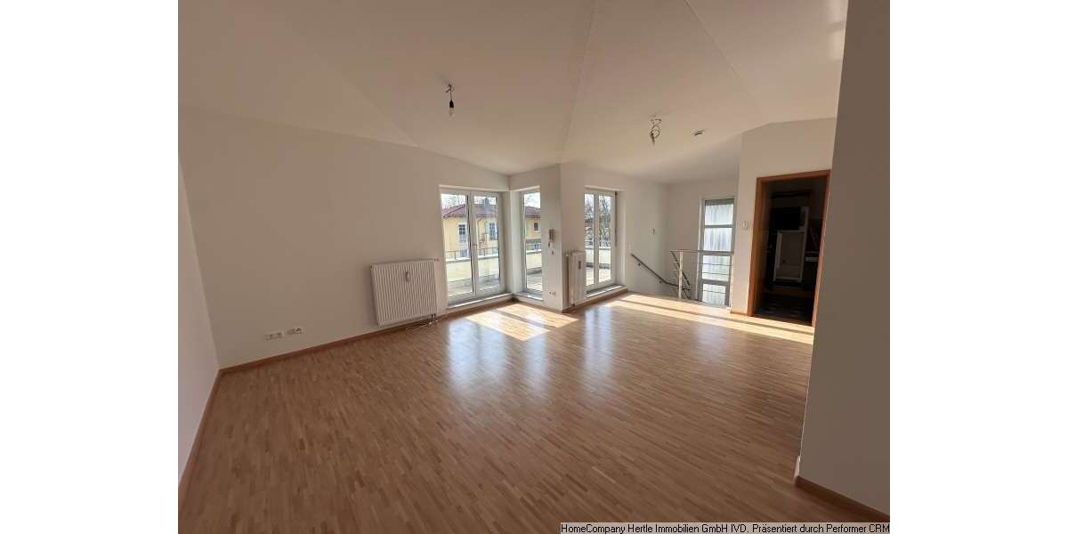 Etagenwohnung Freiburg Haslach - 4 Zimmer, 126 m&sup2;, 1.850&euro; | Angebot:25809465