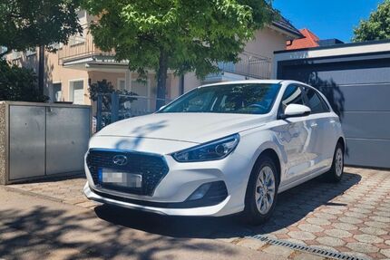 Hyundai i30 63.200 km 11.900 &euro; Wörthsee 82237
