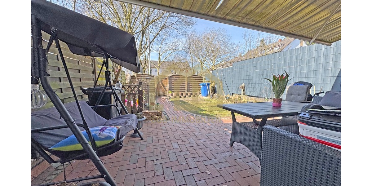 Achim: 5-Zimmer-Reihenhaus mit Garten, EBK & ausgebautem Dachgeschoss + Garage - Reihenmittelhaus Achim | Angebot:26635096