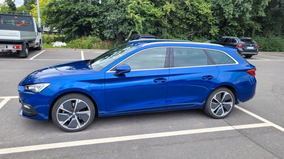 Seat Leon 58.000 km 21.999 € Hamburg 22549