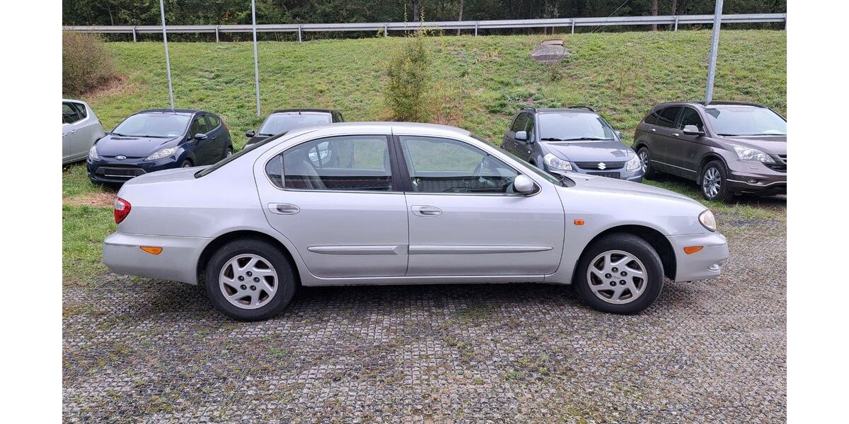 Nissan Maxima 166.000 km 2.000 &euro; Uhlstädt-Kirchhasel 07407