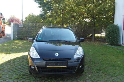 Renault Clio 156.113 km 2.499 &euro; Dresden 01237