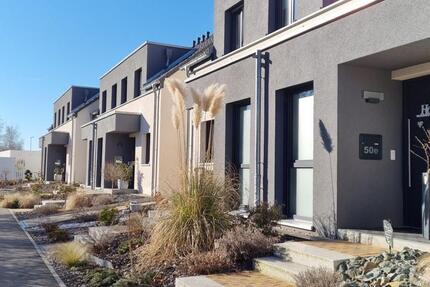 Sparen Sie bis zu 30% Energiekosten Neubau RH Whg. in Crimmitschau, Bebelstraße inkl. Kaminofen 4 zimmer