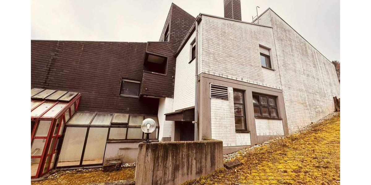 Einfamilienhaus Stadtkyll - 1 Zimmer, 265 m&sup2;, 349.000&euro; | Angebot:25660859