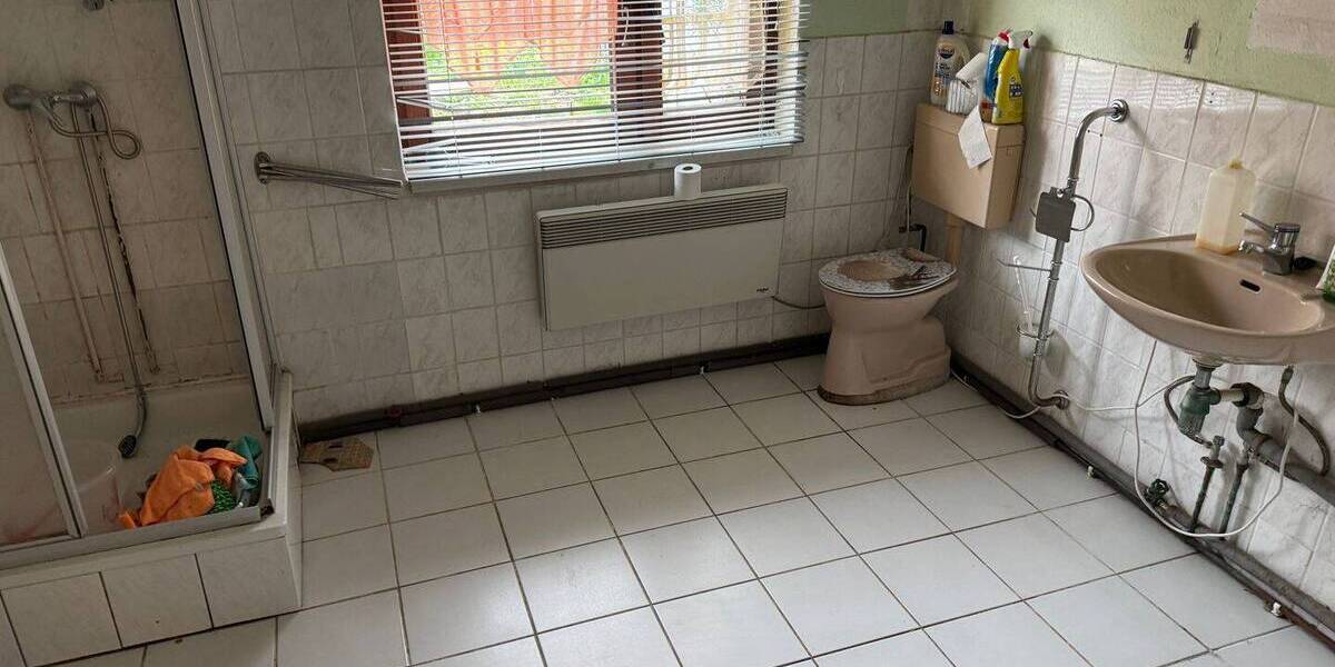 Mehrfamilienhaus, Wohnhaus Bernburg - 1 Zimmer, 120 m&sup2;, 43.000&euro; | Angebot:26170530