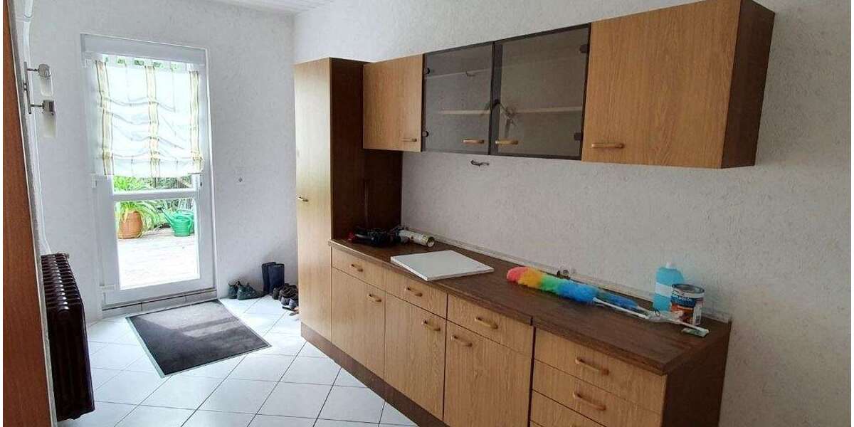 **keine Käuferprovision** Wohn- und Geschäftshaus in Pößneck mit schönem Garten - Mehrfamilienhaus, Wohnhaus Pößneck | Angebot:19742050