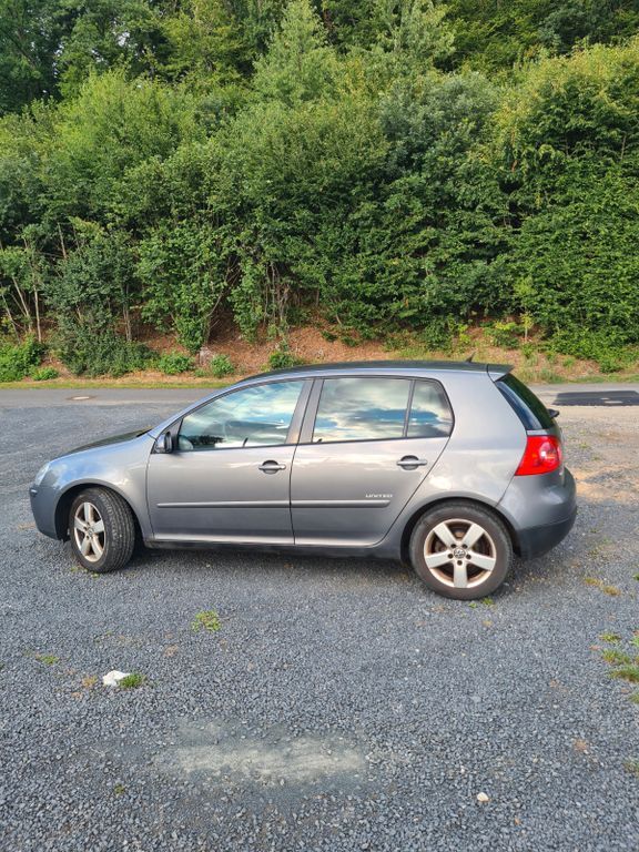VW Golf 203.433 km 1.850 € Neunkirchen 57290