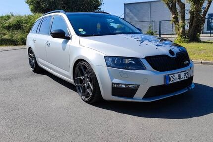 Skoda Octavia 226.000 km 9.600 &euro; Schauenburg 34270