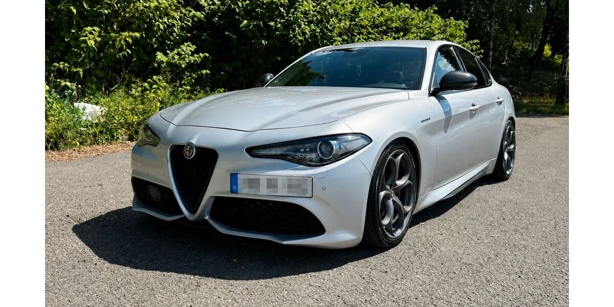 Alfa Romeo Giulia 136.000 km 27.440 &euro; Hermeskeil 54411