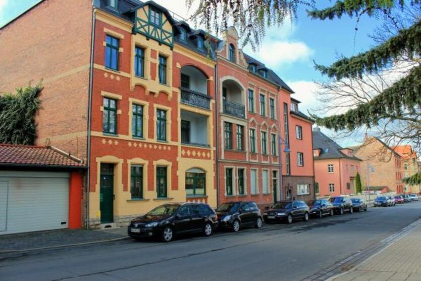 großzügige 4 RW in der Dr.- W.- Külz- Straße mit Gartennutzung zimmer