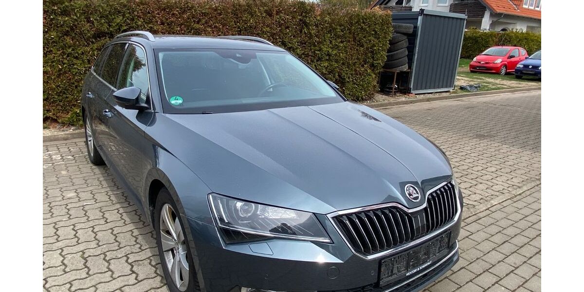 Skoda Superb 173.000 km 13.950 &euro; Goslar 38644