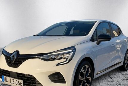 Renault Clio 12.000 km 18.980 &euro; Lübeck 23560