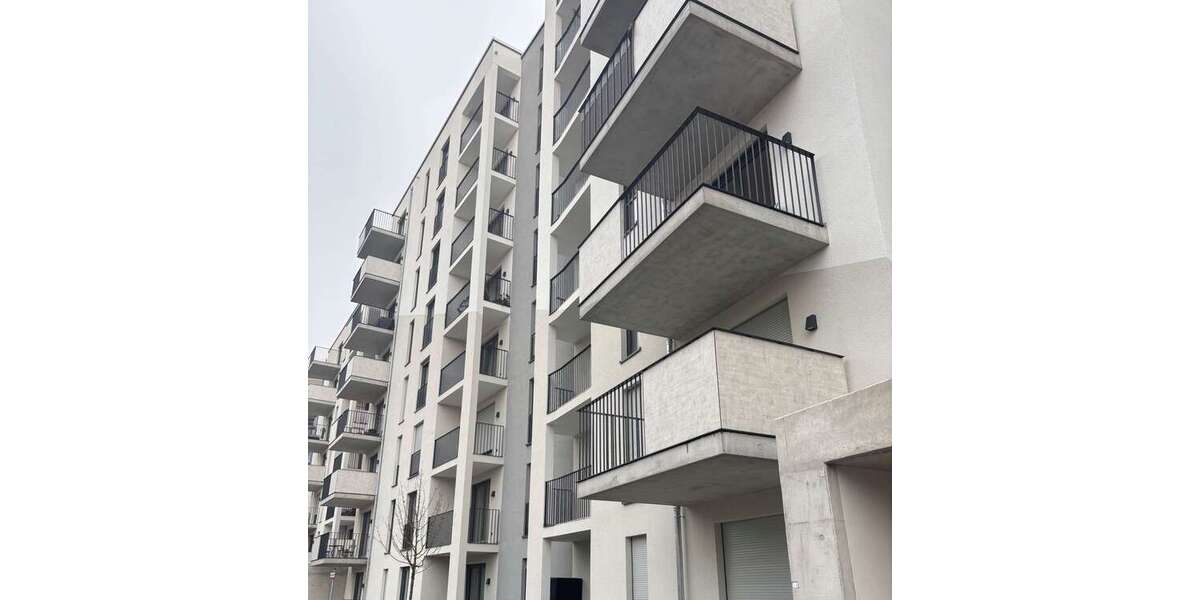 Wohnung zum Mieten in Frankfurt am Main 2.250 € 117 m² 4 zimmer