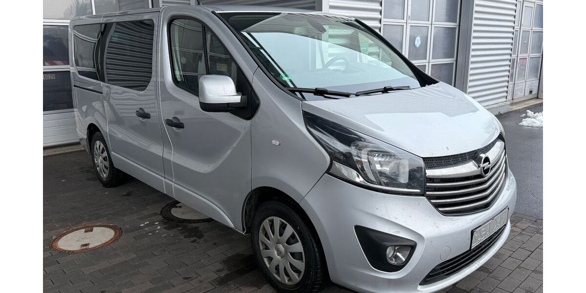 Opel Vivaro 141.200 km 13.600 &euro; Bad Liebenstein 36448