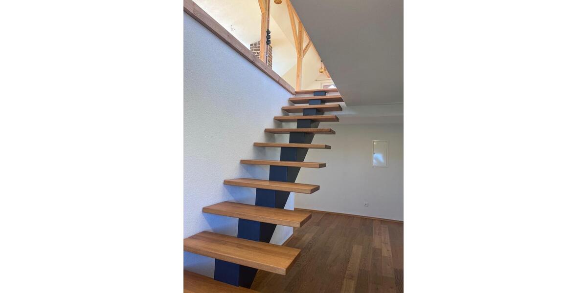 Etagenwohnung Vogt - 3.5 Zimmer, 144 m&sup2;, 1.400&euro; | Angebot:26399974