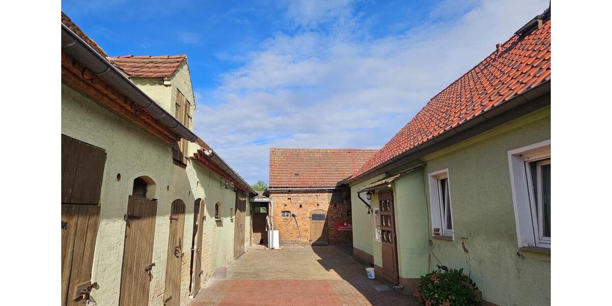 Einfamilienhaus Altdöbern - 4 Zimmer, 886 m&sup2;, 120.000&euro; | Angebot:27463874