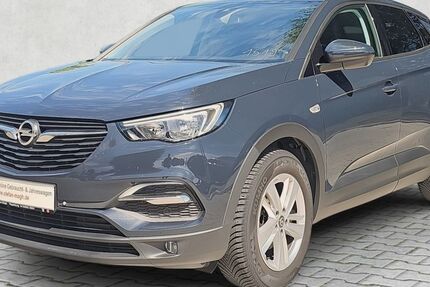 Opel Grandland (X) 83.633 km 11.990 &euro; Papenburg 26871