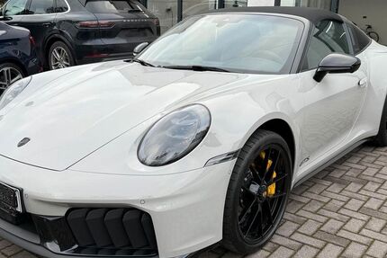 Porsche 992 3.490 km 199.911 &euro; Fürth bei Nürnberg 90765