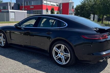 Porsche Panamera 184.000 km 42.900 &euro; Kandel 76870