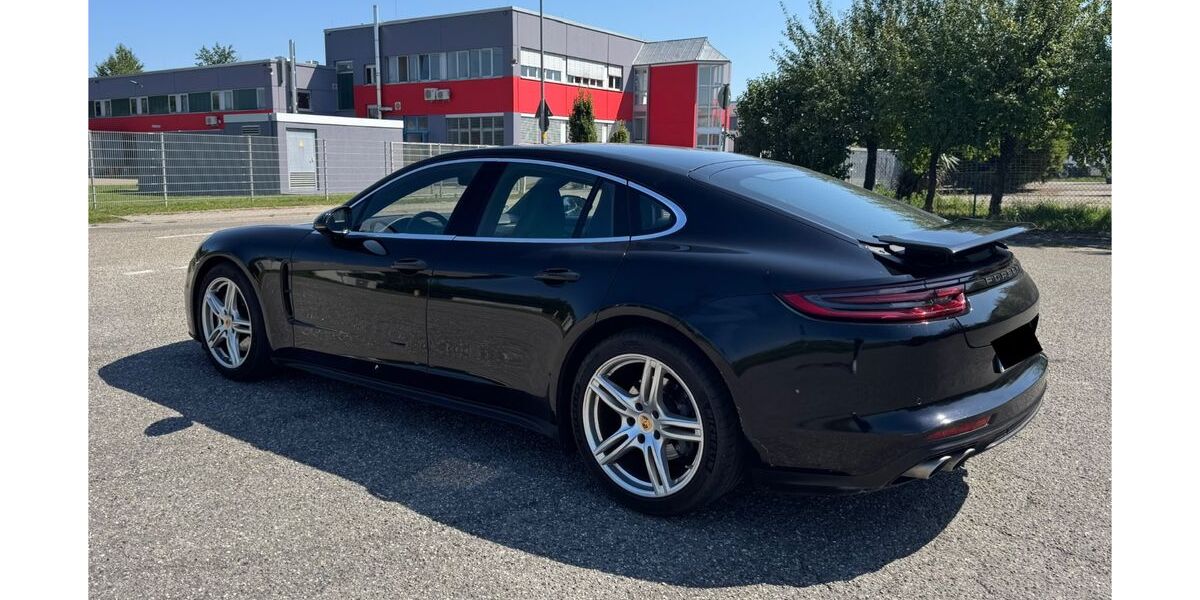 Porsche Panamera 184.000 km 42.900 &euro; Kandel 76870