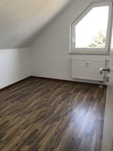 Etagenwohnung Edersleben - 3 Zimmer, 70 m&sup2;, 515&euro; | Angebot:26876047