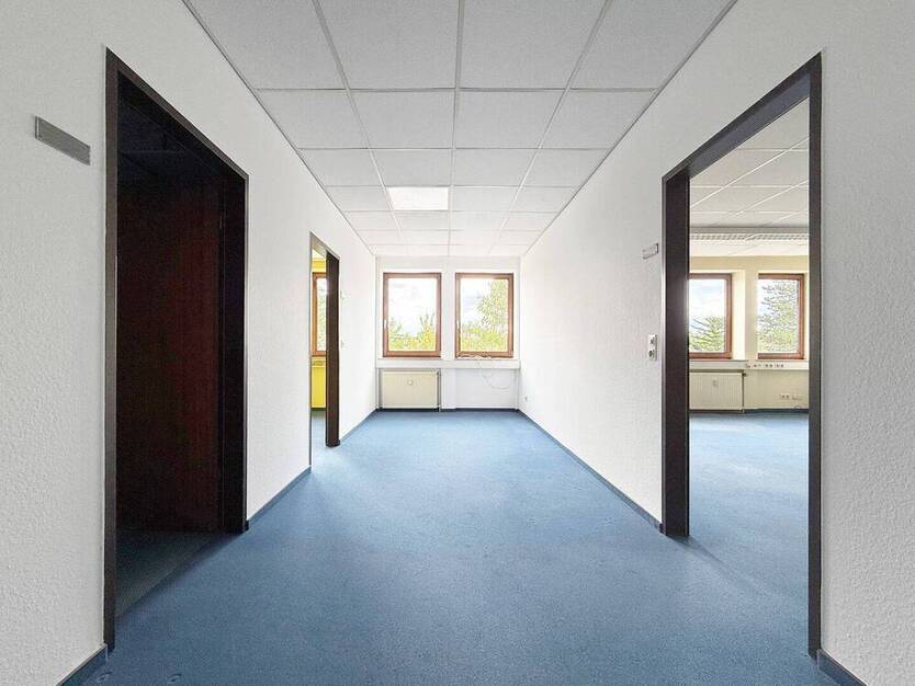 Schwachhausen Zentral gelegenes Büro- und Geschäftshaus mit vielseitigen Nutzungsmöglichkeiten